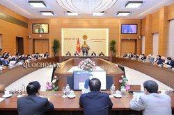 Khai mạc phiên họp thứ 40 của Ủy ban Thường vụ Quốc hội