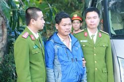 Bắt giám đốc xuất khống hóa đơn hơn 31 tỷ đồng