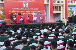 Khai mạc triển lãm 75 năm Quân đội nhân dân Việt Nam tại Hải Phòng