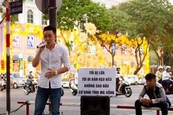 Ca sĩ 'bán kẹo kéo' chơi lớn với liveshow tiền tỷ