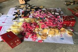 Thu giữ 30 tấn bánh kẹo không rõ nguồn gốc xuất xứ