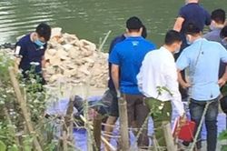 Hòa Bình: Người dân tá hỏa phát hiện thi thể người đàn ông đang phân hủy dưới suối