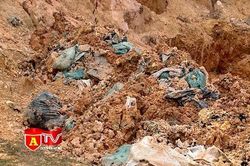 Người dân lo lắng sau vụ đổ trộm chất thải nguy hại tại Sóc Sơn