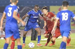 B.Bình Dương 3-0 U20 Việt Nam: Bài học cho sự trưởng thành