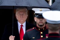 Ông Trump trở thành Tổng thống thứ 3 trong lịch sử Mỹ bị luận tội