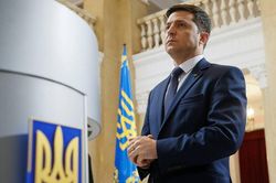 Tổng thống Ukraine ký đạo luật về gia hạn tình trạng đặc biệt của khu vực Donbass