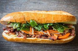 Bánh mì kẹp – món ăn bình dân của Việt Nam khiến thế giới 'phát cuồng'