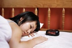 8 đại kỵ phong thủy đầu giường khiến bạn gặp vận xui 'tới tấp'