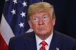Tổng thống Trump chính thức bị luận tội