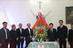 Chúc mừng đồng bào Công giáo đón mùa Giáng sinh an lành, hạnh phúc