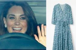 Chiếc váy hoa Kate Middleton mặc trên thiệp giáng sinh sold out trong nháy mắt