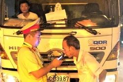 CSGT Công an TP Đà Nẵng ra quân đảm bảo TTATGT