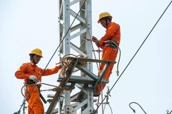 Phó thủ tướng yêu cầu không để thiếu điện trong bất cứ hoàn cảnh nào