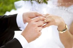 Truyện cười: Con gái rượu