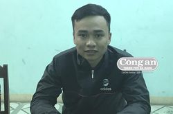 Trữ hàng cấm diễu phố