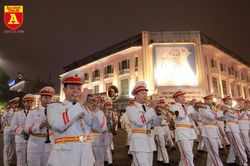 Đoàn nghi lễ Công an nhân dân biểu diễn chào mừng Kỷ niệm 75 năm ngày thành lập Quân đội nhân dân Việt Nam
