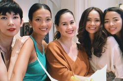 Xuân Lan đăng ảnh chụp cùng Thân Thúy Hà và dàn siêu mẫu đời đầu