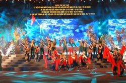 Chương trình nghệ thuật 'Sáng mãi truyền thống Bộ đội Cụ Hồ'