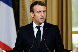 Tổng thống Pháp Macron tự nguyện sẽ không nhận lương hưu