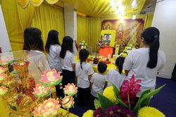 Sắp qua đời, người cha cố nhắn tin dặn dò các con 'sống đoàn kết'