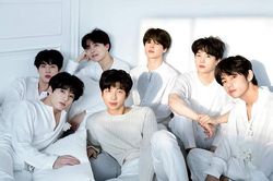 Top 10 ca khúc nhiều view nhất K-pop 2019: BTS ngậm ngùi đứng thứ 2 sau cái tên này!