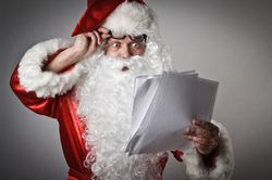 Bức thư bá đạo đòi quà khiến ông già Noel đọc được phải bỏ nghề