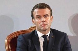 Tròn 42 tuổi, Tổng thống Macron tuyên bố từ chối trợ cấp hưu