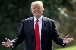 Nhiều triệu phú Mỹ thích Trump, tặng tiền giúp ông tái cử
