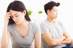 Tình huống oái oăm 'vạch tội' chồng ngoại tình
