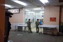 Nam bệnh nhân bất ngờ rút súng tự bắn vào đầu sau khi nói chuyện với bác sĩ