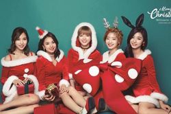 Bỏ xa Blackpink và Red Velvet, Twice kết thúc năm 2019 với con số 'khủng'