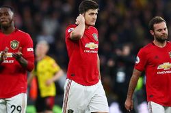 TIẾT LỘ: Phòng thay đồ MU im lặng đến đáng sợ sau trận thua sốc trước Watford