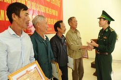 Vụ heroin trôi dạt ở bãi biển Quảng Nam: Tặng Bằng khen nhiều tập thể, cá nhân