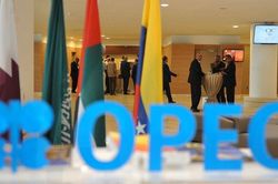 Nhân tố OPEC+ có thể chi phối thị trường dầu thế giới năm 2020