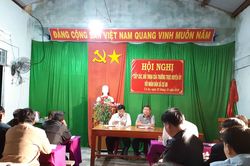 Thường trực Huyện ủy Đak Pơ đối thoại với bà con thôn An Định