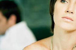 Đồng nghiệp của chồng cố tình làm tôi ghen