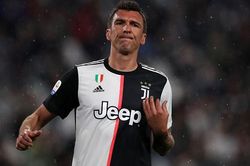 Mandzukic chính thức có bến đỗ mới, nhưng không phải MU