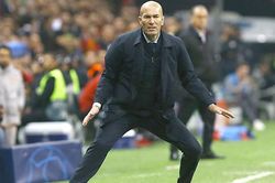 Real Madrid: Zidane không cần quà Giáng sinh