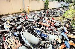 Sớm loại bỏ xe máy gây ô nhiễm