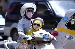 Hà Nội cho nghỉ học vì ô nhiễm không khí: Hiệu trưởng, phụ huynh nói gì?