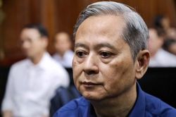 Cựu Phó Chủ tịch TPHCM Nguyễn Hữu Tín thừa nhận sai phạm