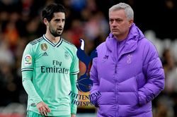 MU chốt vụ Maddison, Mourinho rủ Isco về Tottenham