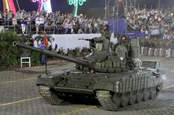 Thấy gì từ dàn tăng 'Đại Bàng Trắng' T-72B1MS của Lào khi tập trận với Nga?