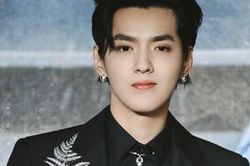 Quá cuồng idol đến mức trầm cảm, fan Ngô Diệc Phàm tự tử ngay trong đêm với hơn 30 viên thuốc chống say xe