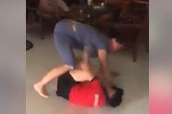 Phát nản với clip mẹ chồng và con dâu lao vào đánh nhau tơi bời