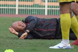 Thầy Park 'cà khịa' học trò và cái kết không nhịn được cười
