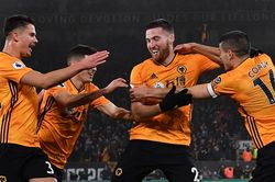 Thua Wolverhampton 2-3, dấu 'chấm hết' cho Man City