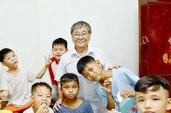 Nguyễn Thanh Tòng: Trái tim ấm của một kiều bào Pháp