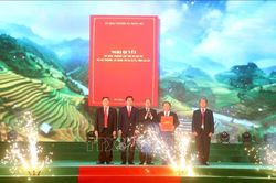 Công bố Nghị quyết thành lập thị xã Sa Pa, Lào Cai