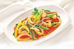 Mực xào chua ngọt thơm ngon như nhà hàng đổi vị cho gia đình